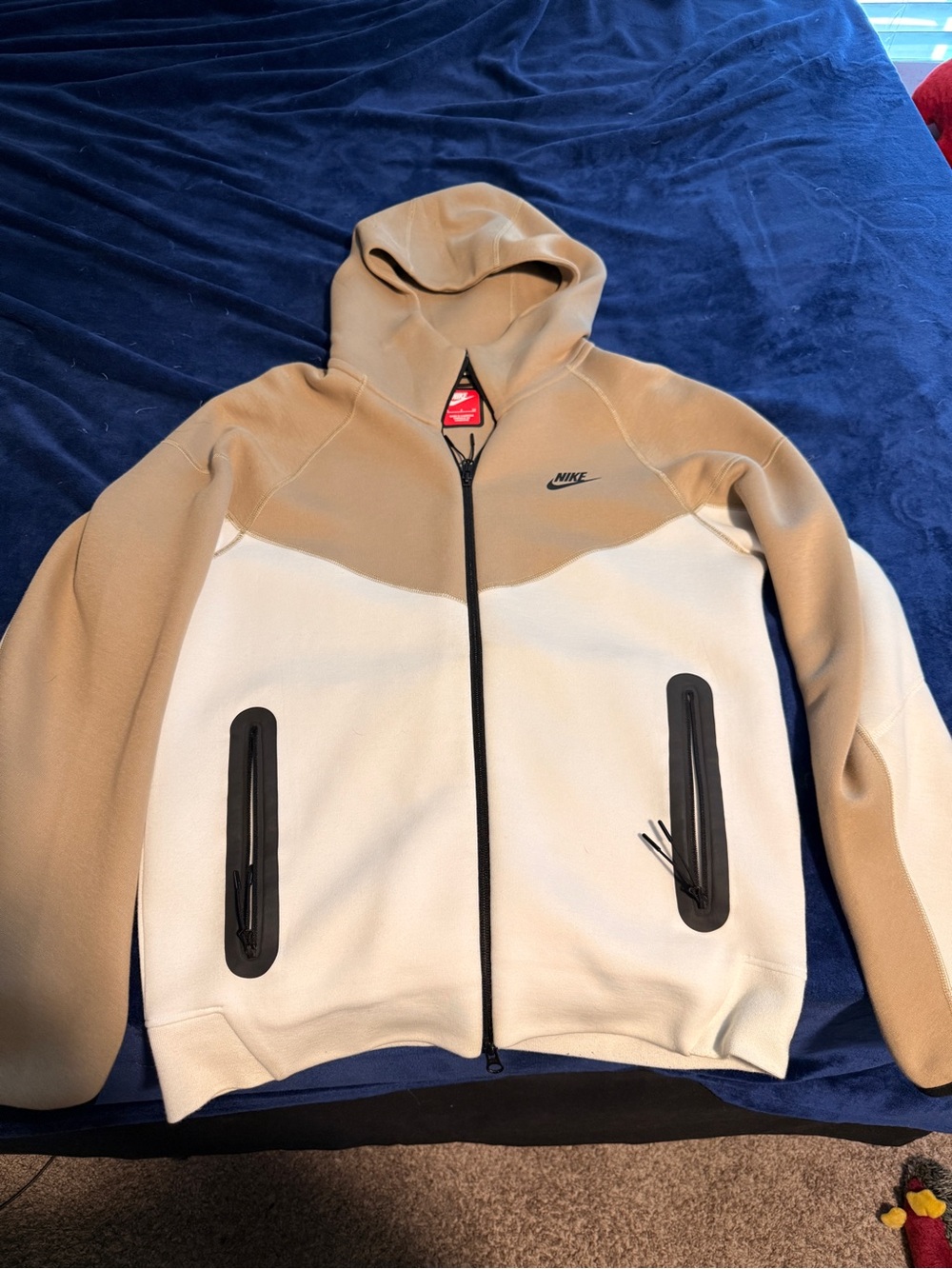 Nike Tan and White Hooded Jacket
